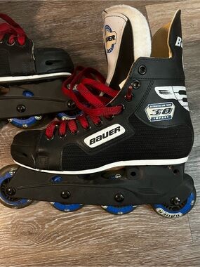 Bauer 30 Impact Inline Hockey Skates Size 7 Mens Roller Hockey Skates Red Laces
